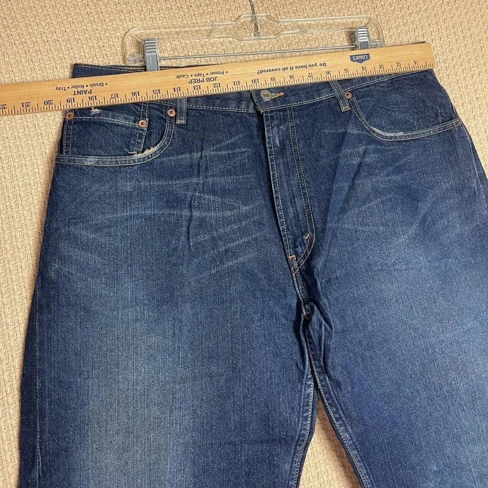 Levi's Strauss & Co. Men’s Size 38X33 Style 559 Blue Denim Jeans